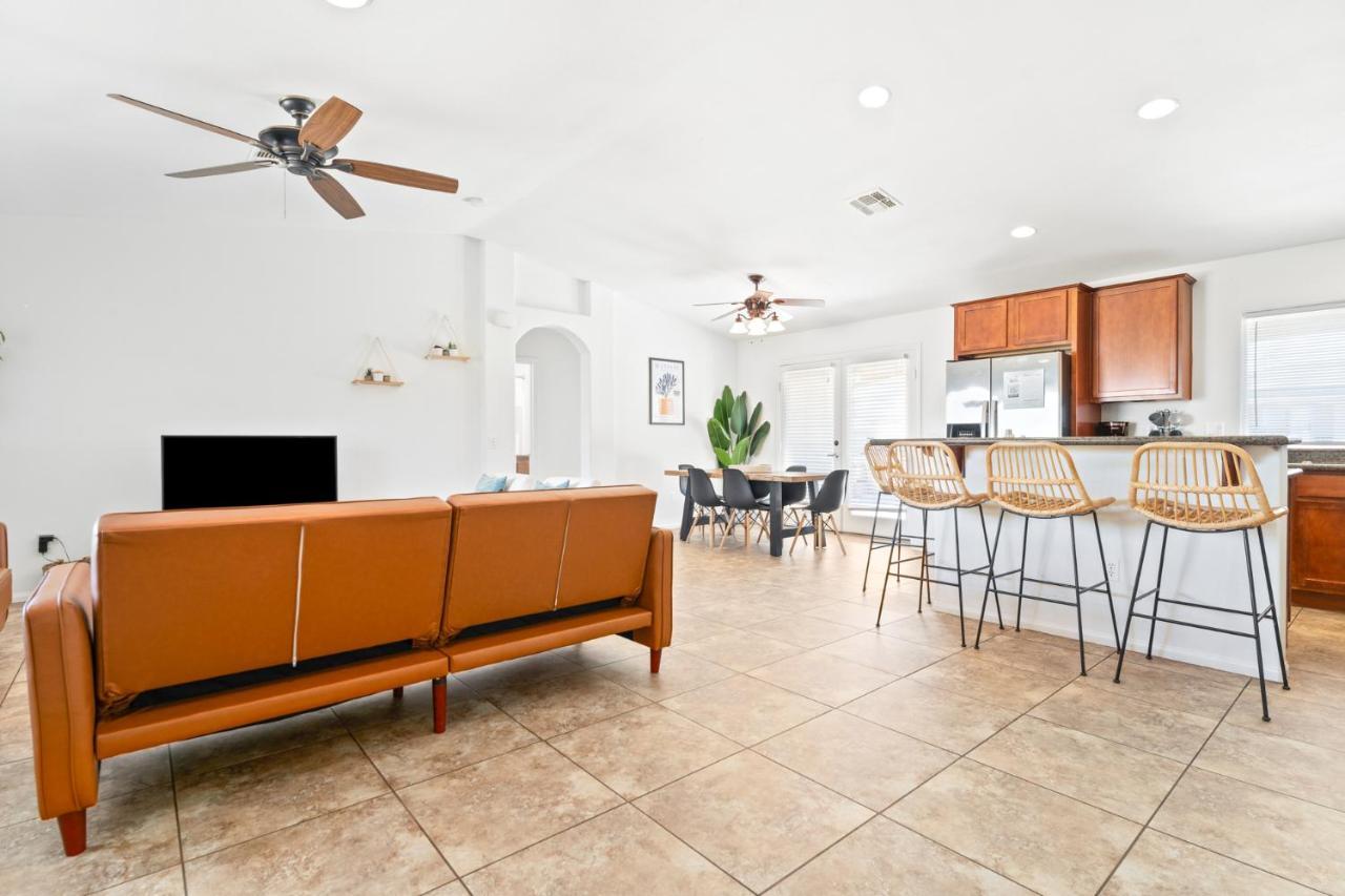 Friends And Family! 29 Palm Oasis 3 Mi To Joshua Tree Villa Twentynine Palms Bagian luar foto
