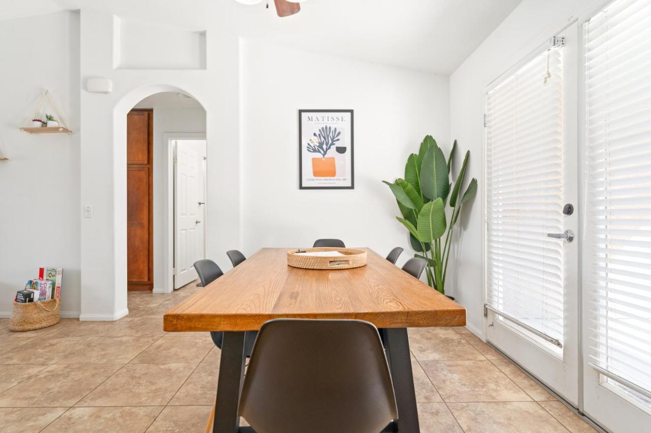 Friends And Family! 29 Palm Oasis 3 Mi To Joshua Tree Villa Twentynine Palms Bagian luar foto