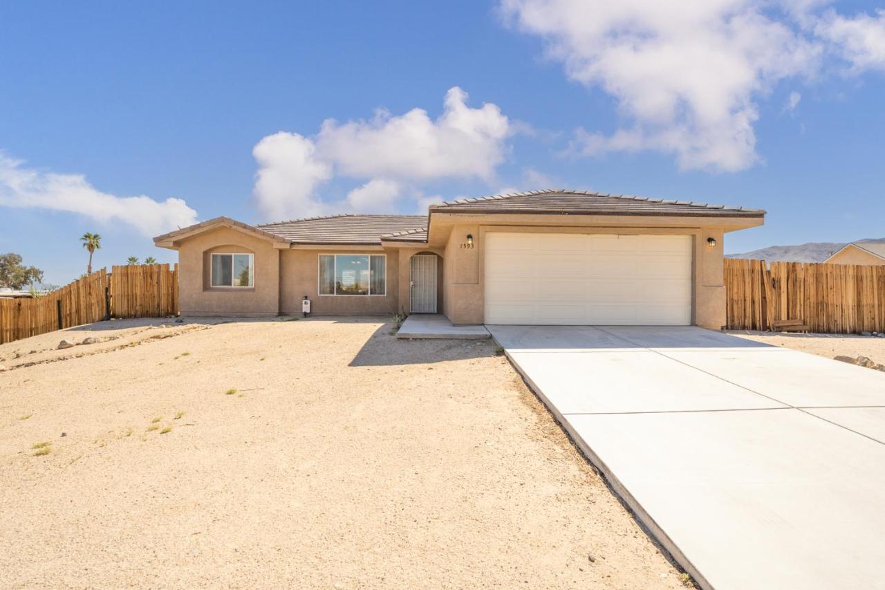 Friends And Family! 29 Palm Oasis 3 Mi To Joshua Tree Villa Twentynine Palms Bagian luar foto