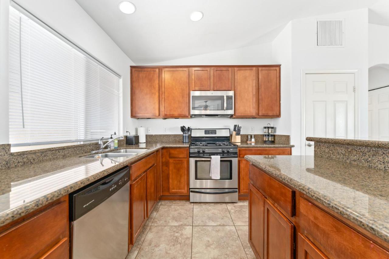 Friends And Family! 29 Palm Oasis 3 Mi To Joshua Tree Villa Twentynine Palms Bagian luar foto